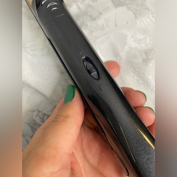 CHI Tourmaline 0.75in Ceramic 3-in-1 Hairstyling Iron – Onyx Black - Picture 4 of 9